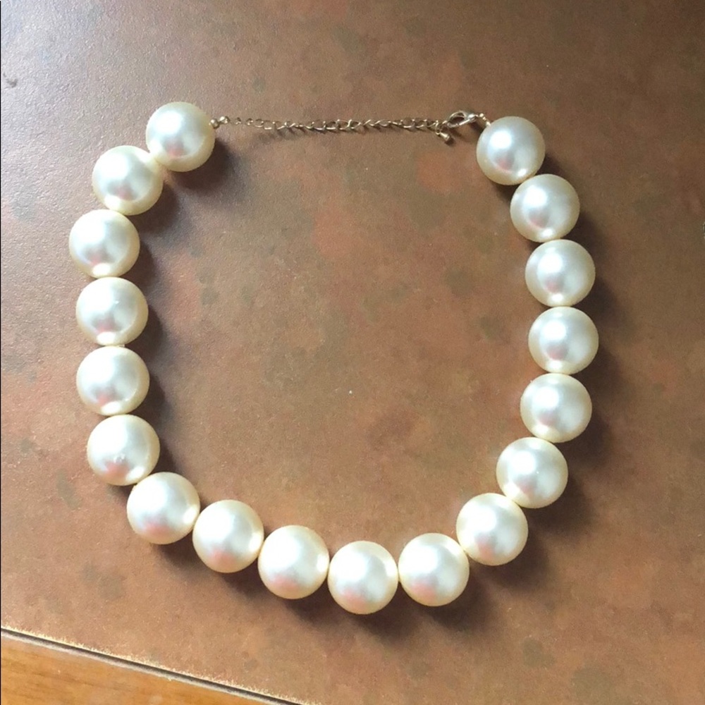 Pearl necklace